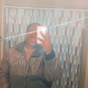 Meet your Posher, Asia